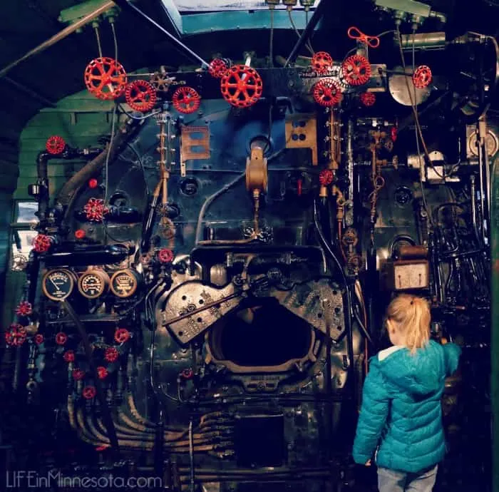 inside a train engine tour duluth superior railroad museum review travel kids MN 2015 blogger