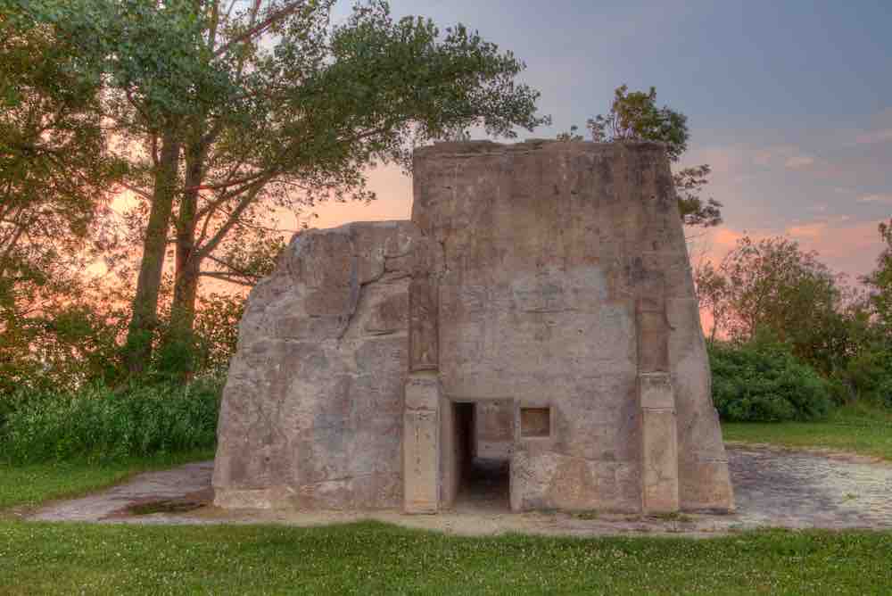 Monuments and memorials surround Lake Bemidji MN.
