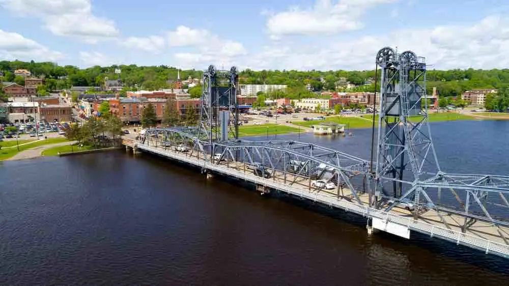 Balance small town shopping with days on the St. Croix river in Stillwater MN.