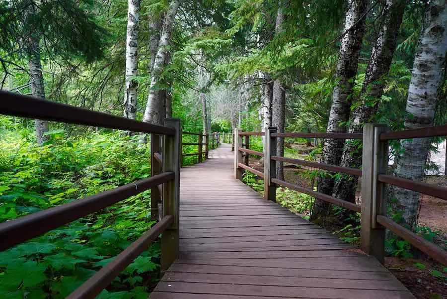 Hiking in Minnesota - Gooseberry Falls