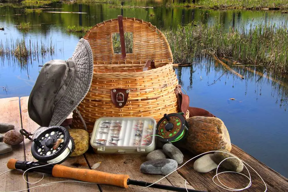 traditional fly fishing gear