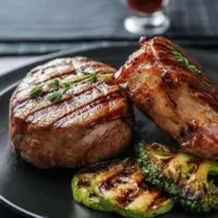 Grilled beef medallions