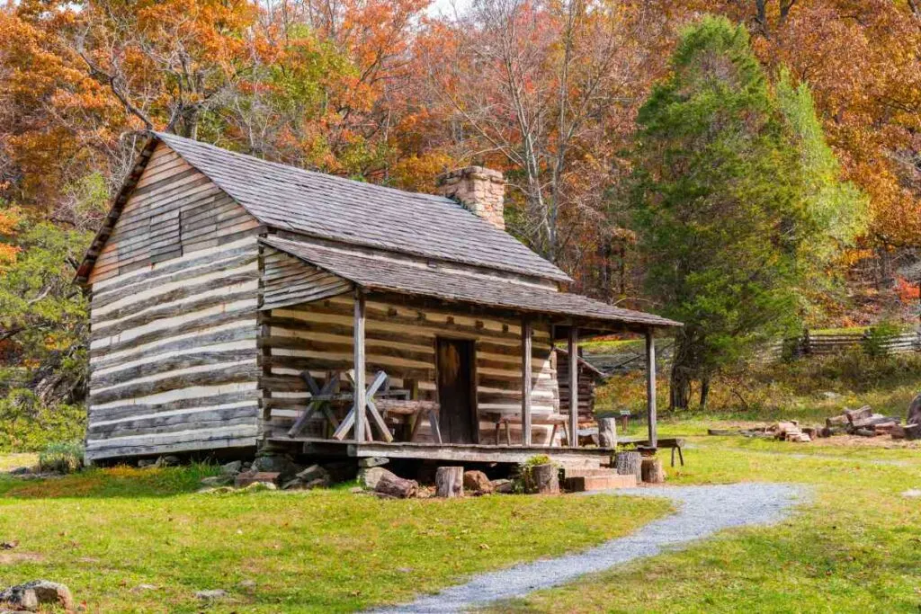 Pioneer Cabin at Old Mill State Park