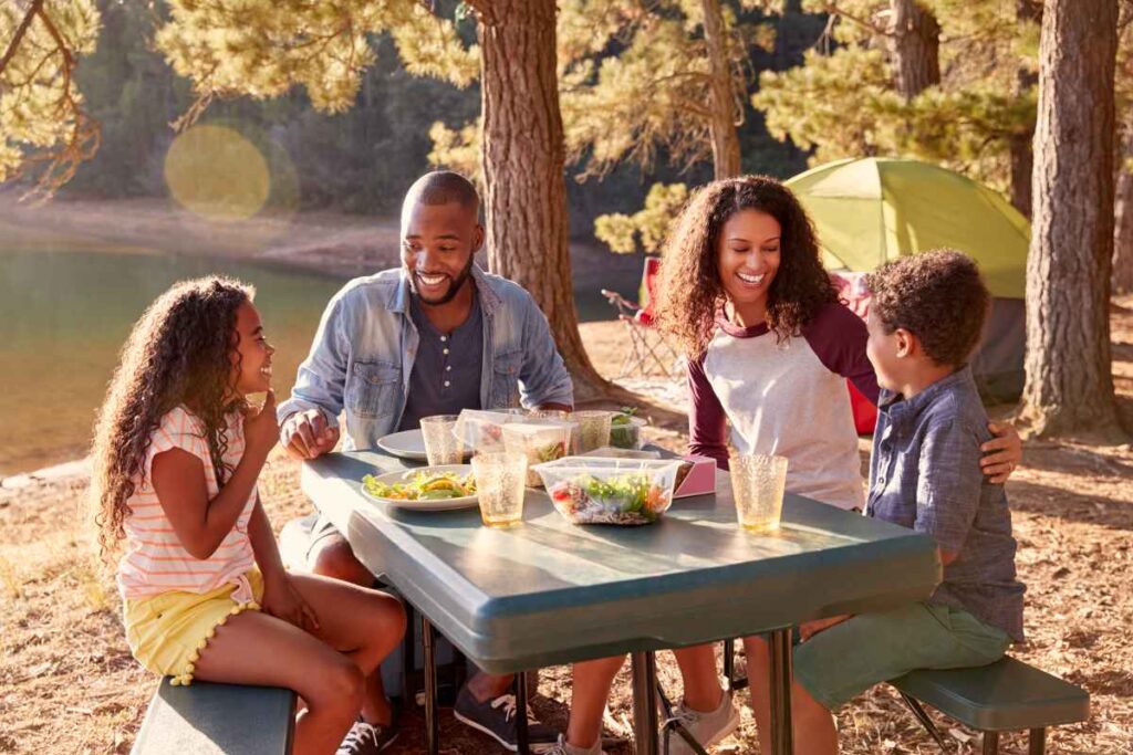 Family Picnic at Maplewood State Park