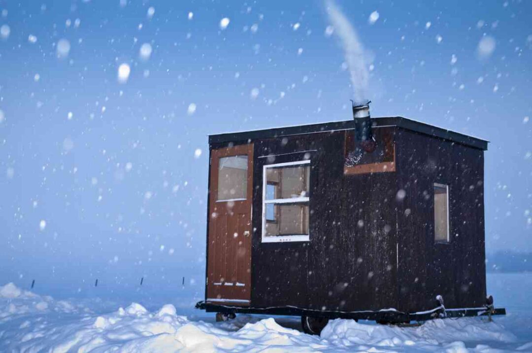 The Complete Guide to Lake Ice Fishing