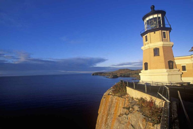 The Complete Visitor's Guide to Split Rock Lighthouse State Park