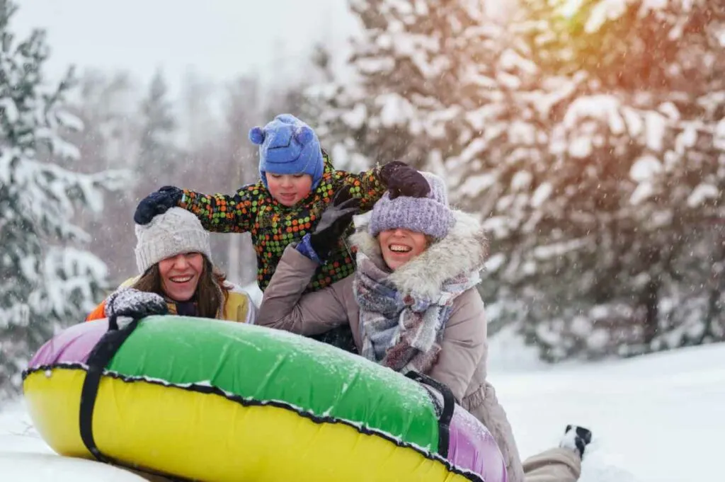 Snowtubing Friends