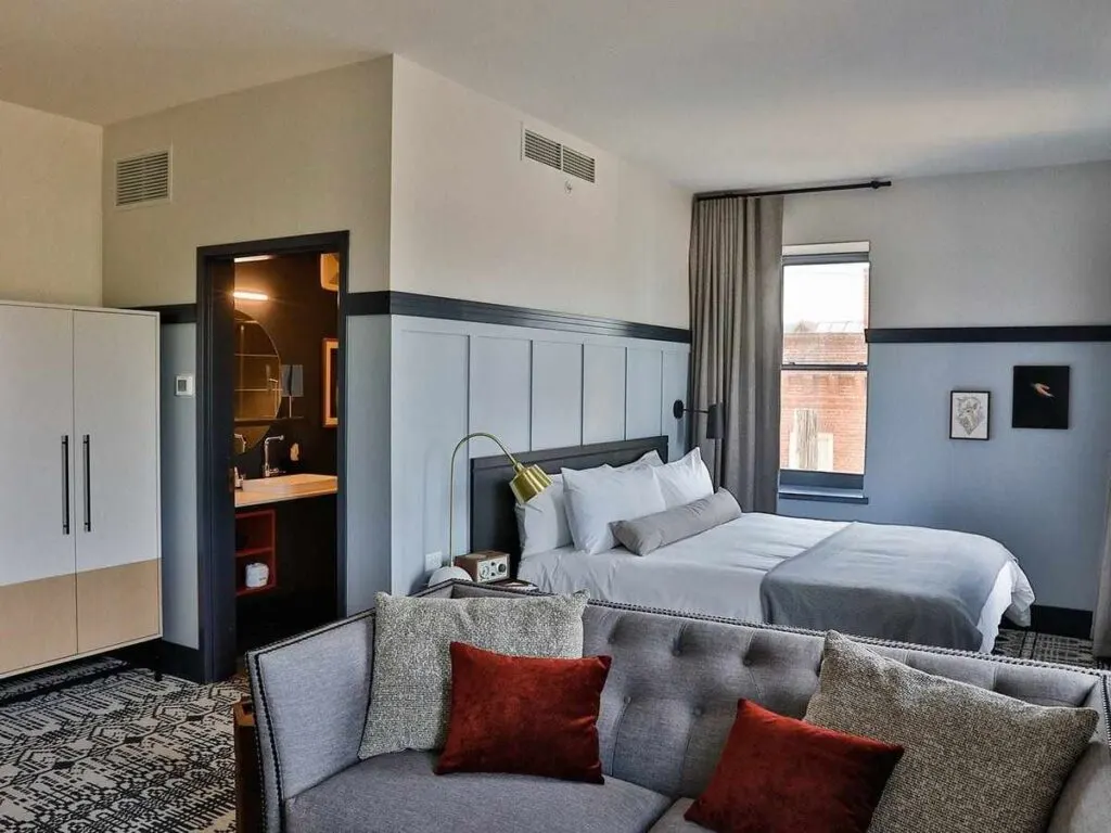 Lora Hotel in Stillwater