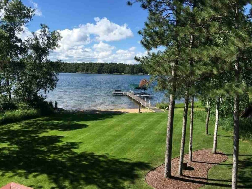 Luxury Lakefront