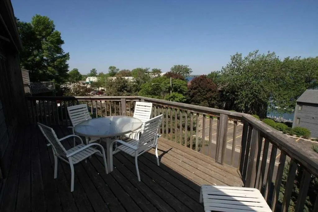 West Oak Resort