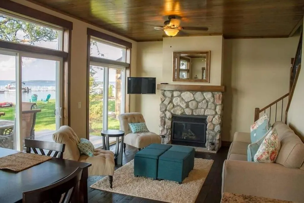 Gull Lake Cabin
