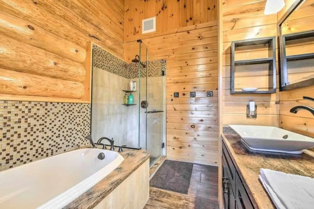 Rustic Cabin for Rent in Lutsen