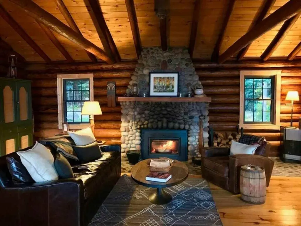 Storybook Cabin for Rent in Lutsen
