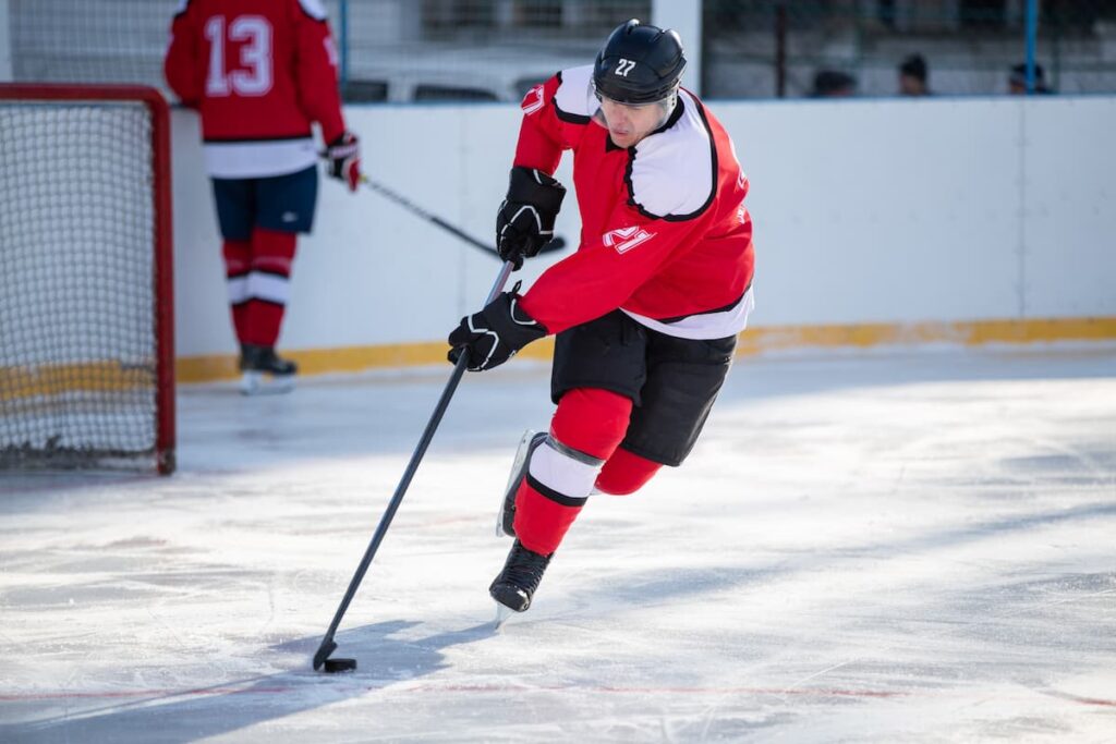 hockey shoulder pads