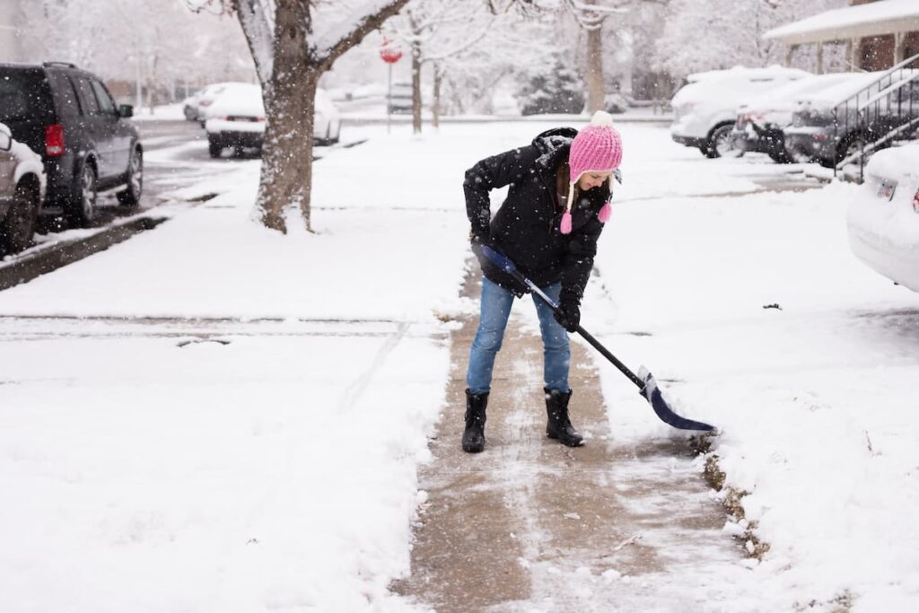 snow shovel